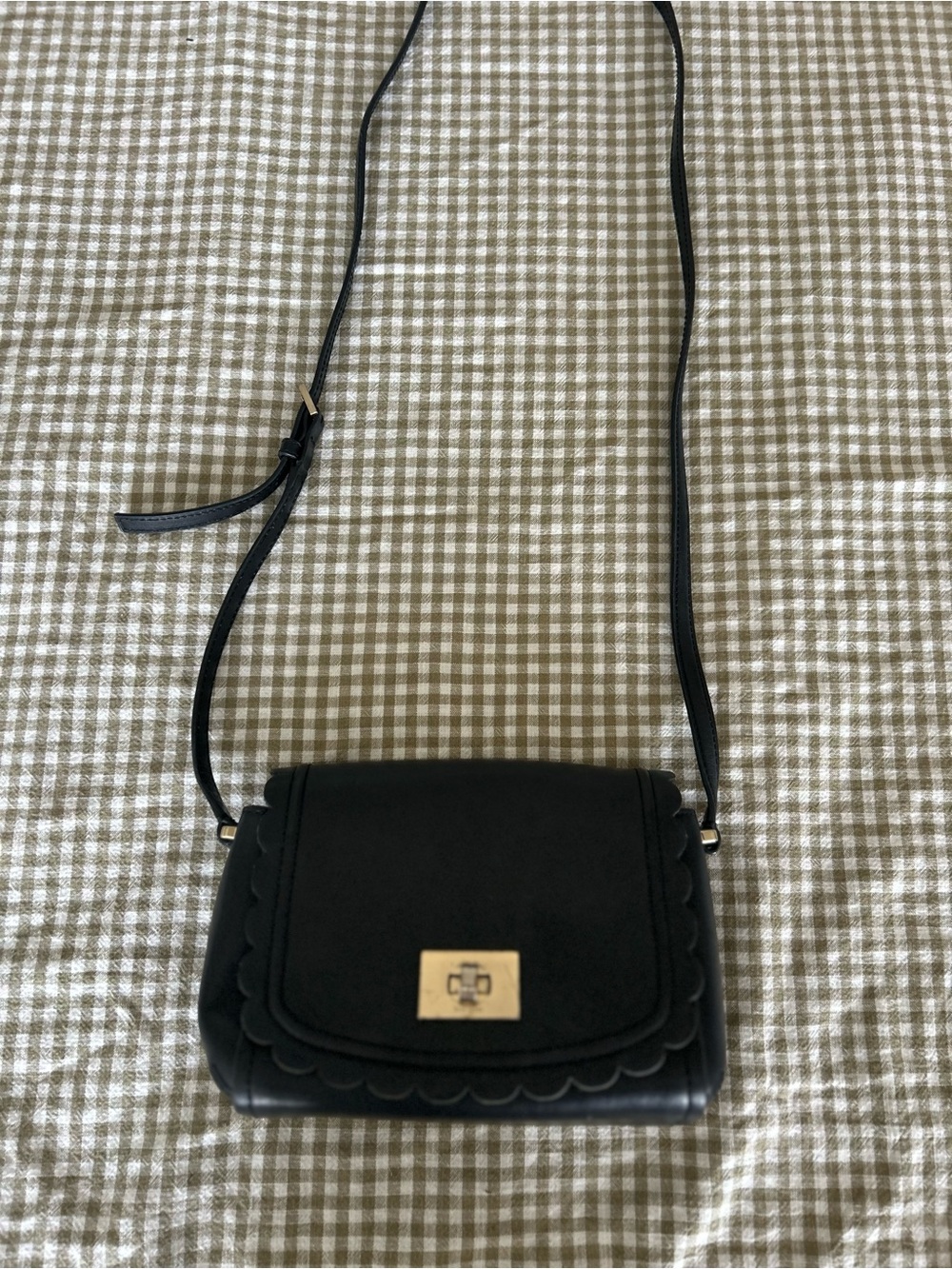Kate Spade Purse - Picture 2 of 3